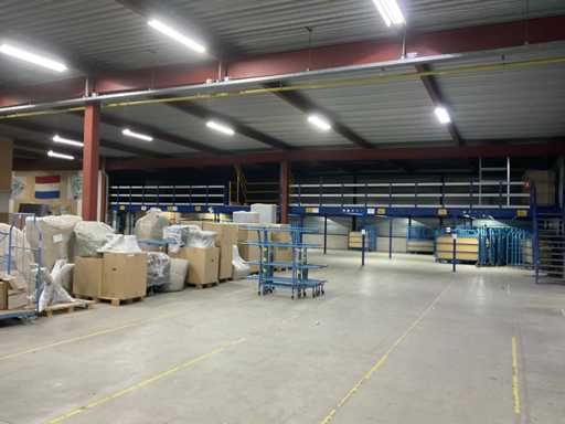 Piano soppalcato 32x11 m