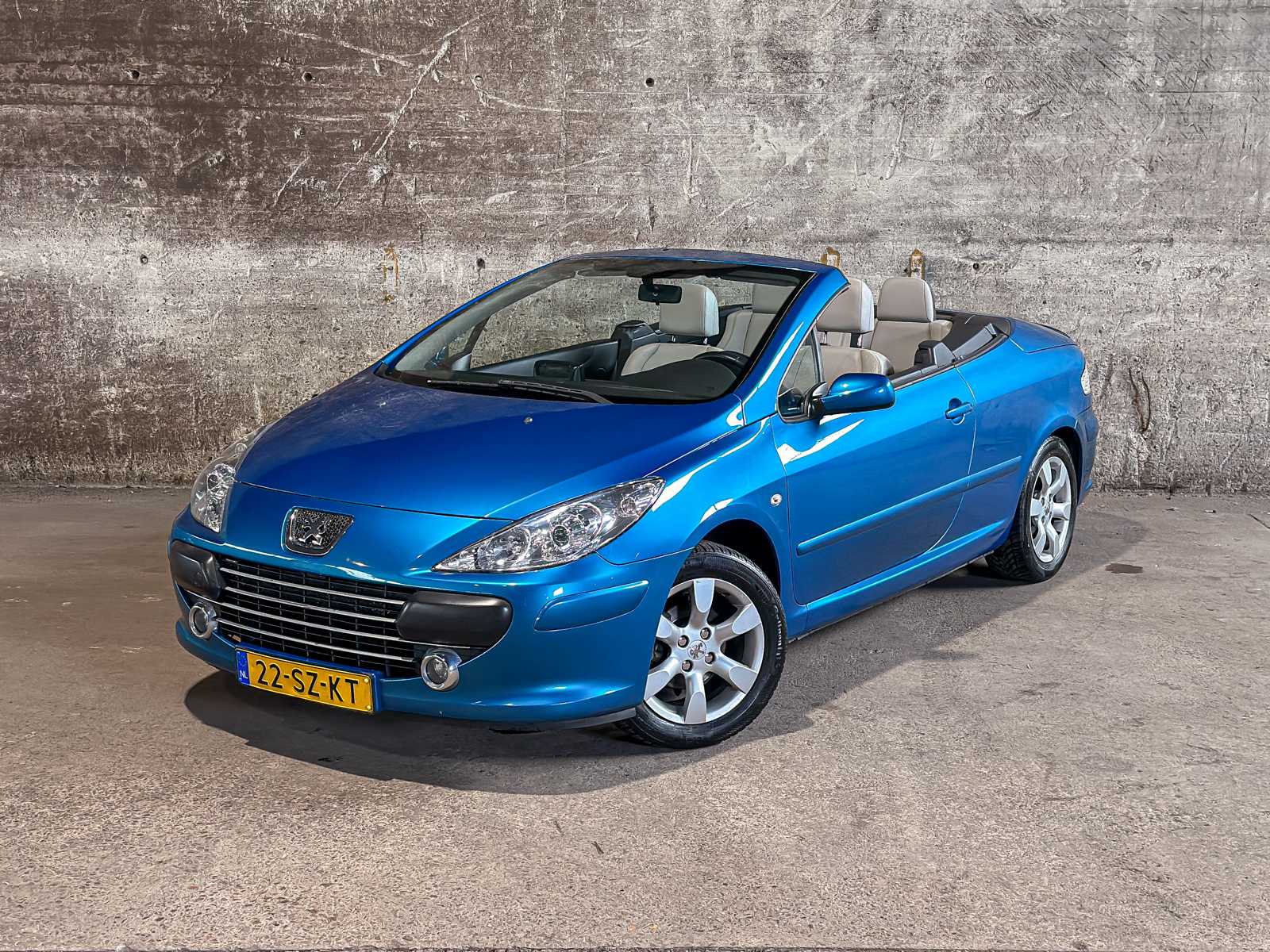 Peugeot 307 Coupé Cabriolet 2.0-16V 140pk 2006 (Origineel-NL), 22-SZ-KT