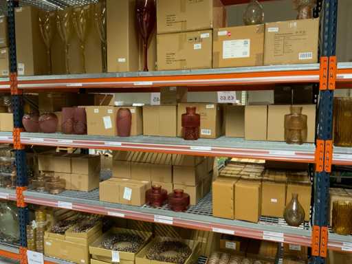 Batch of vases and wreaths