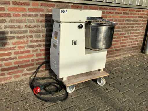 I.G.F. 2400/S25 deegmixer