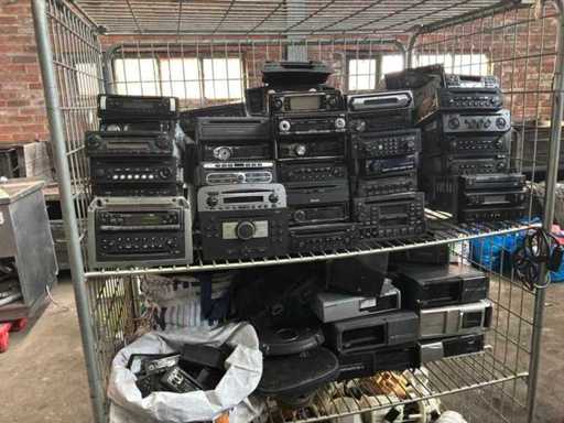 Diverse autoradio’s en cd laders (80x)