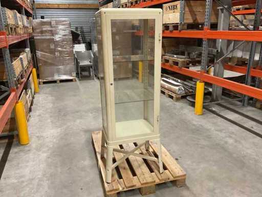 Display cabinet