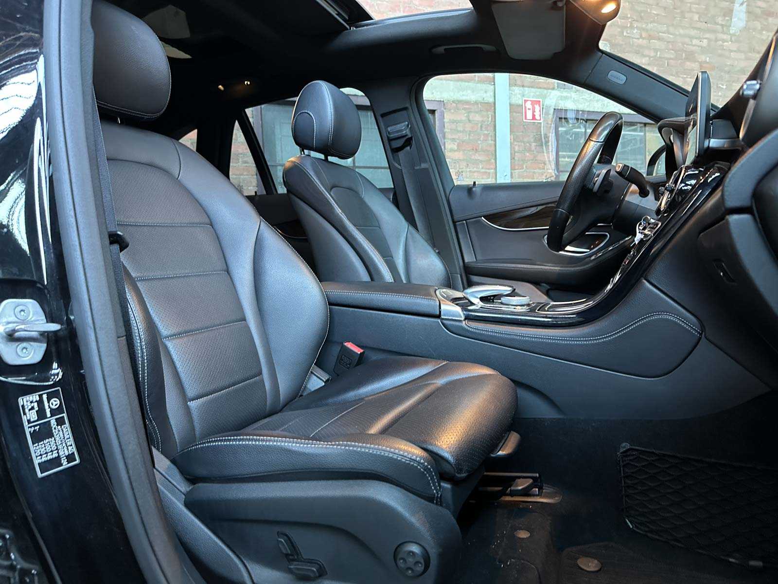 Mercedes-Benz GLC220 d 4Matic Edition 1 AMG 170pk 2016 GLC-klasse, RX-422-X