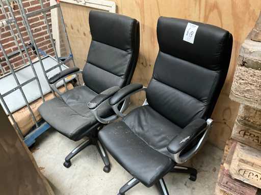 Office chair (2x)