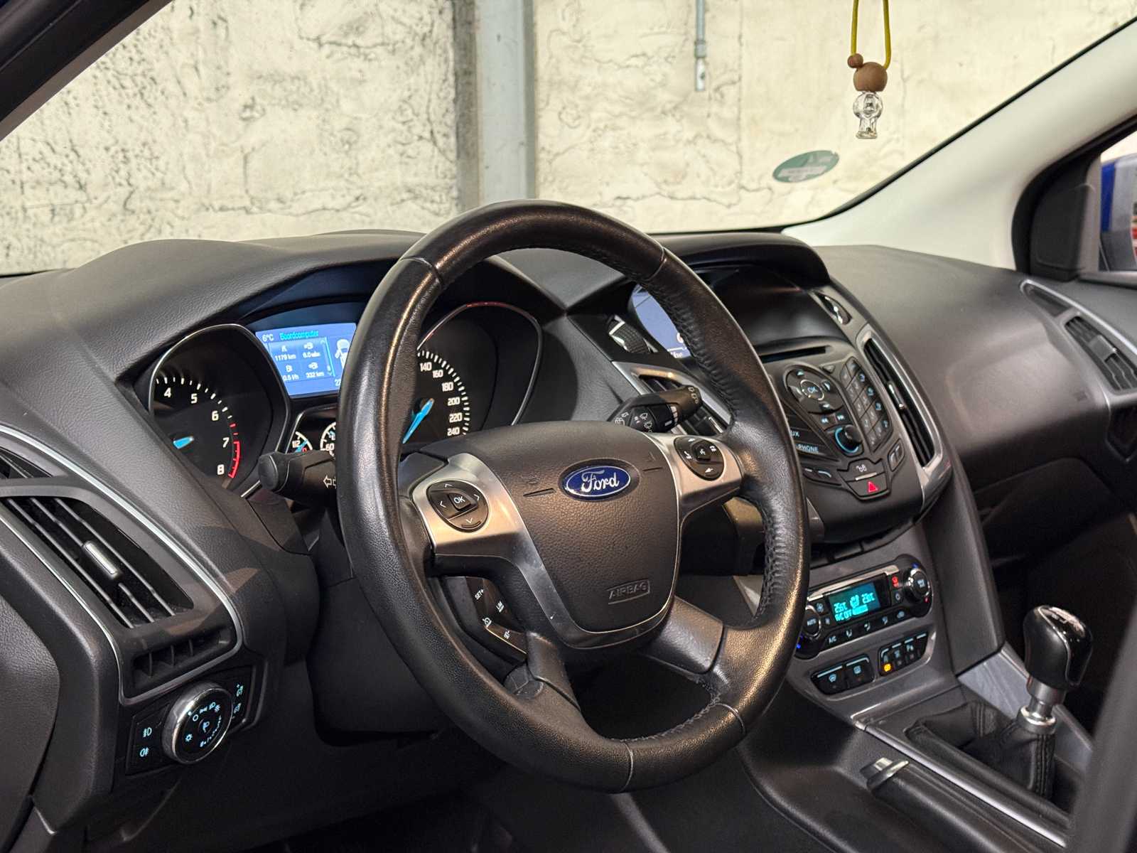 Ford Focus Wagon 1.0 EcoB. Edit. Plus 125pk 2014, 2-XLH-94