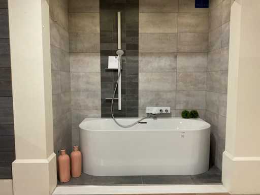 Villeroy & Boch B2W Loop & Friends Bathtub