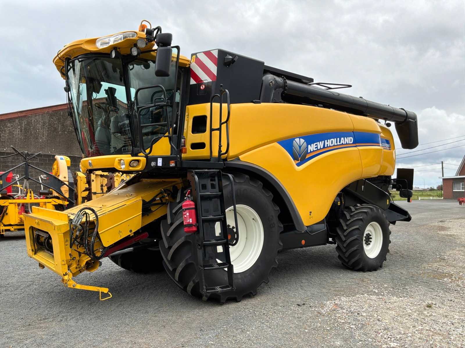 2013 New Holland CX7090