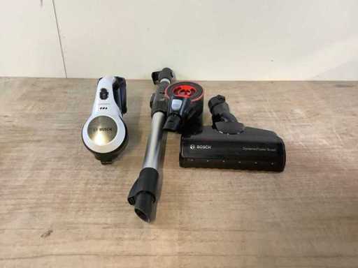 Aspirator BOSCH Unlimited cu 7 bățuri