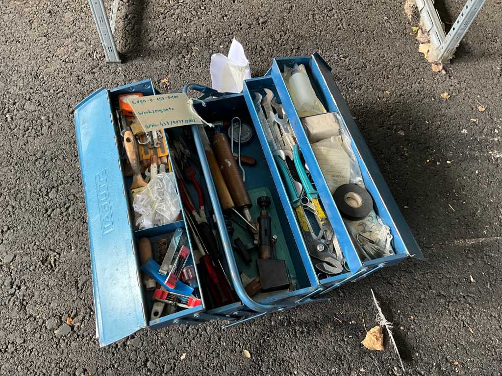 Werkzeugkoffer mit Inhalt