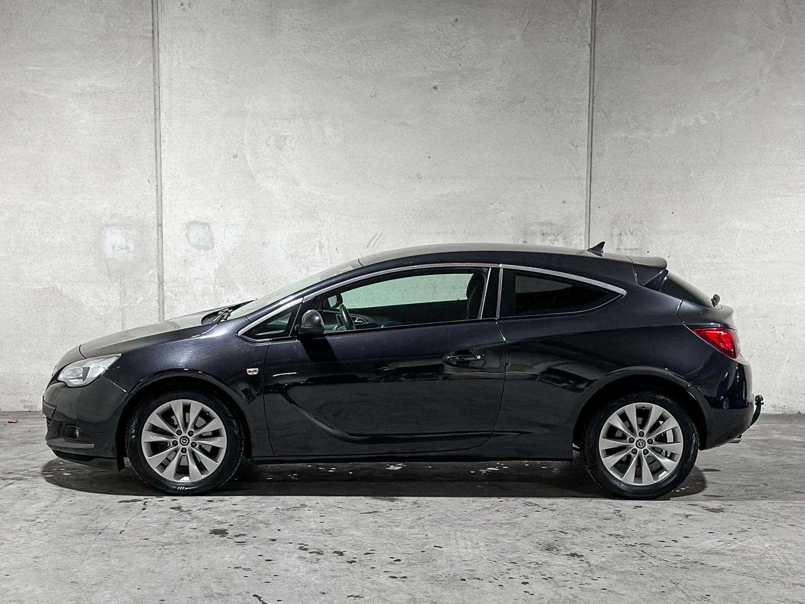 Opel Astra GTC 1.4 Turbo Sport 140pk 2013 (Origineel-NL), 9-KRR-84