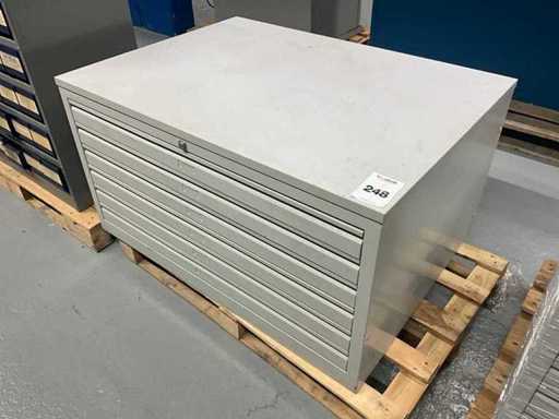 Inofec zeichnete Truhe