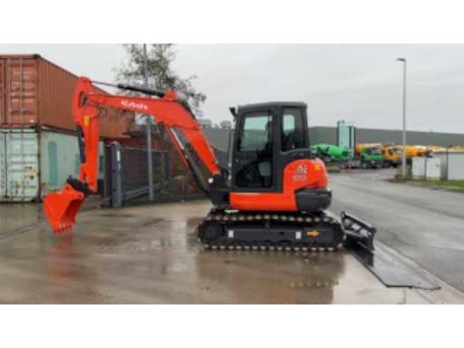 1fc9e3d4-f90b-4d4e-bdbc-7fd816f3016a.mp4