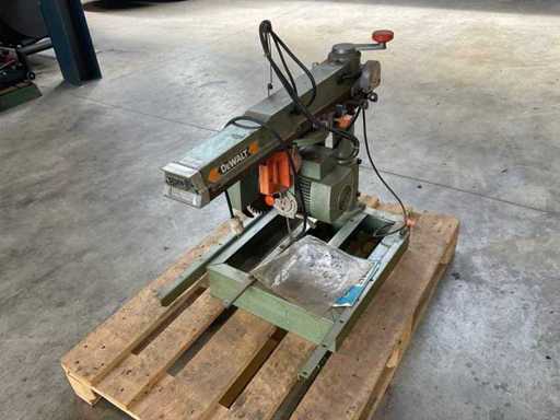1979 DeWalt DW110 Radial Arm Saw