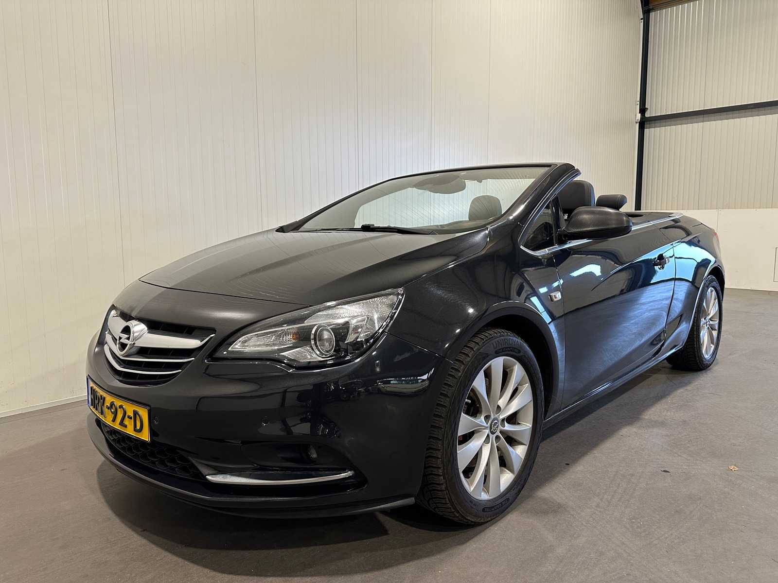 Opel Cascada 1.4 T ecoFLEX Cosmo HRK-92-D