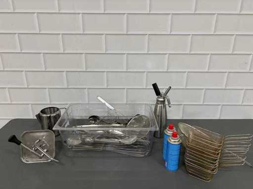 Partij keukenbenodigdheden