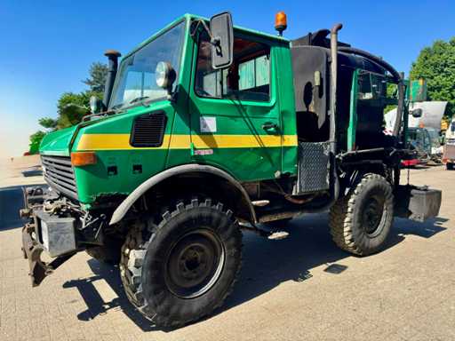 Mercedes-Benz Unimog 424 de 1979 - 4x4