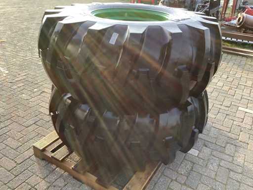 BKT - FS-216 - Banden met velg (2x)