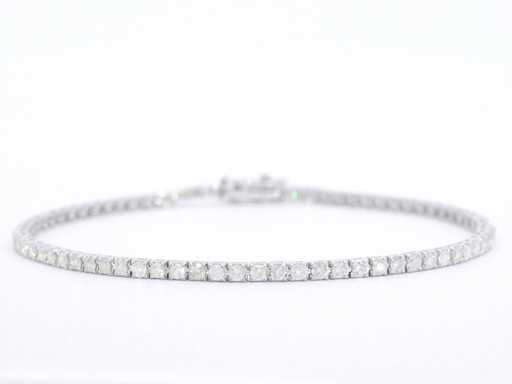 White gold bracelet with diamonds 2.30 carat