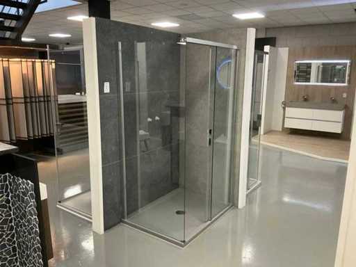 Novellini Duschschale mit Duschgehäuse