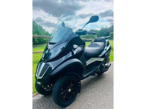 Piaggio Roller 400 LT MP3 Roller
