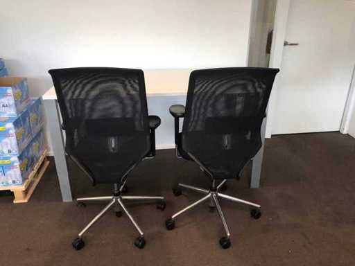Chaises de bureau Vitra avec bureau