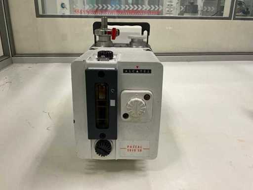 ALCATEL 2010 SD Vacuum Pump