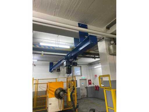 Macara interioară Demag, capacitate de ridicare de 2000 kg