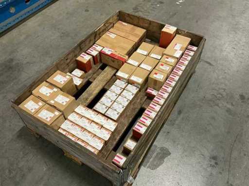 Large batch of stainless steel 316/A4 Würth Fasteners