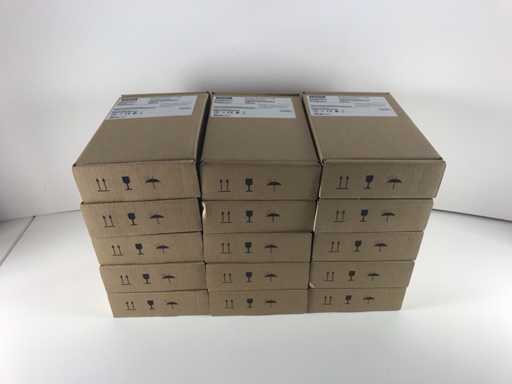 Lenovo (81Y1655) Emulex 16Gb FC Single-port HBA’s (New) (15x)