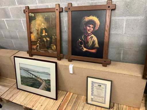 Various paintings (4x)