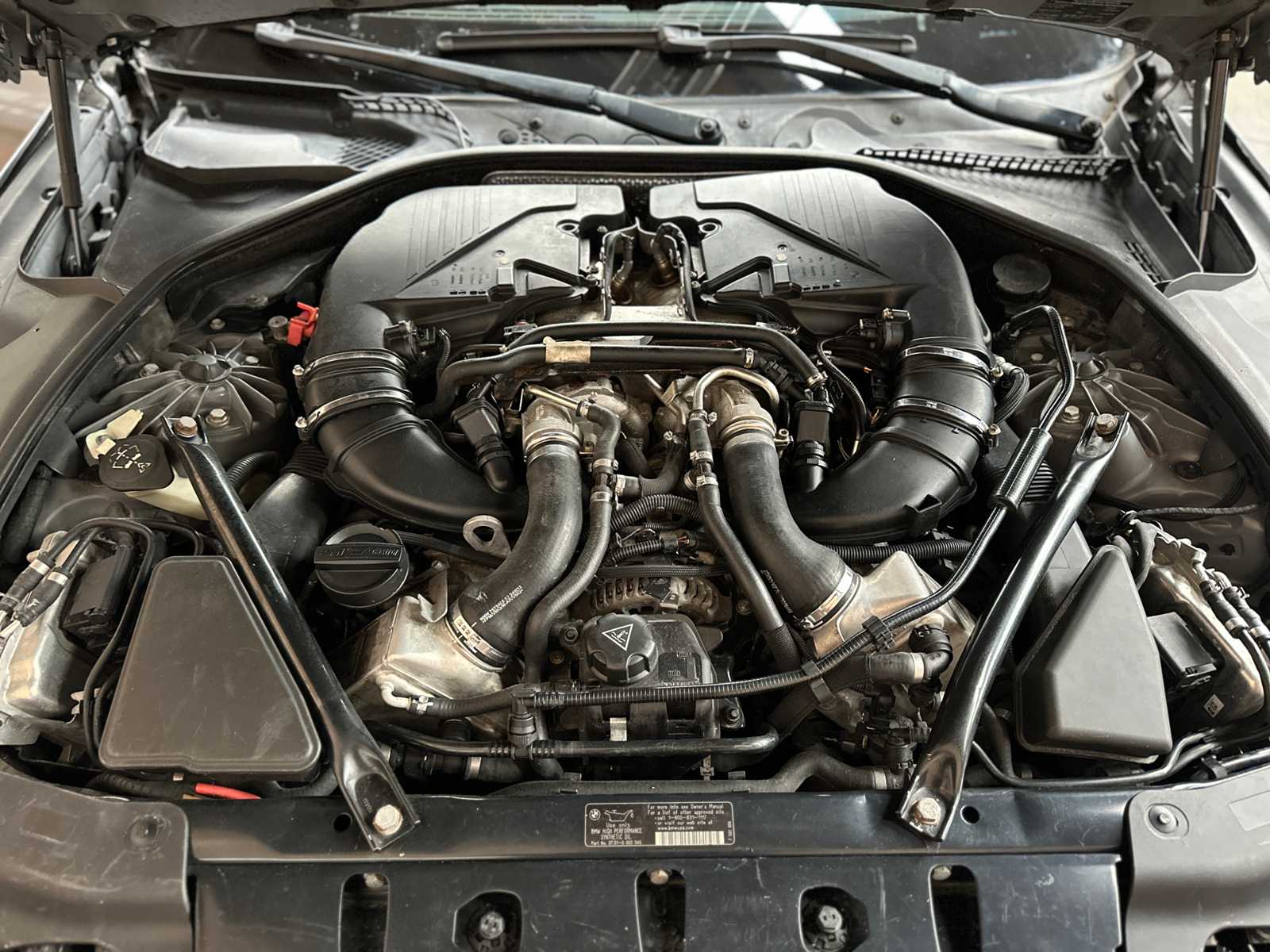 BMW 650i High Executive M-Sport F06 4.4 V8 6-serie Gran Coupé 450pk 2013