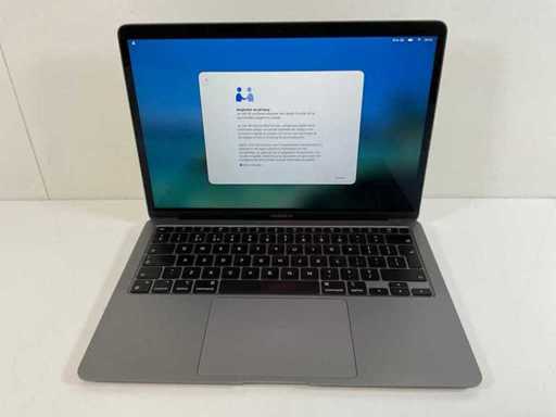 Apple MacBook Air 13", Apple M1, 8GB RAM, 256GB NVMe Laptop