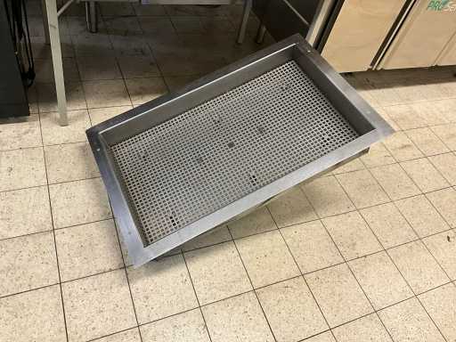 Bac à glace concassée intégré