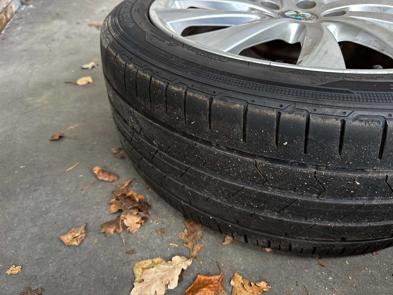 Alfa Romeo Giulietta 1.4 T Distinctive 170pk 2012 (Origineel-NL), 00-XKP-5