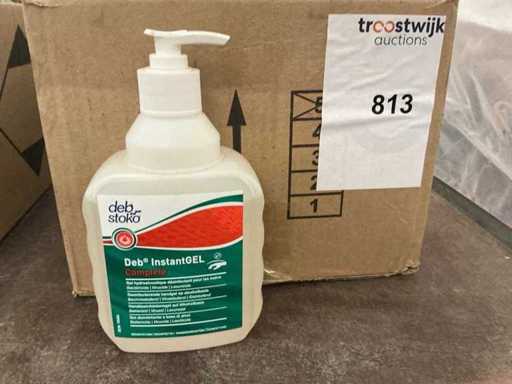 Il gel per la disinfezione delle mani (13 volte)