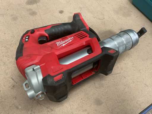 Milwaukee M18 GG Fettpistole