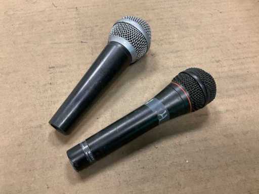 Microphones différents (2x)