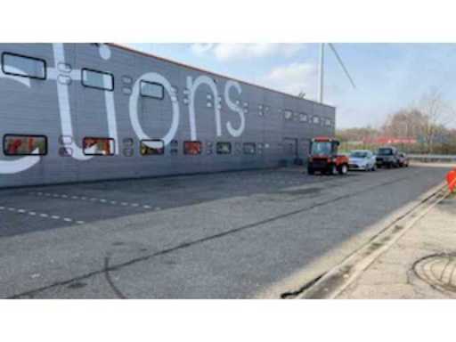 ed480694-7de6-4978-844a-b21998b4933c.mp4