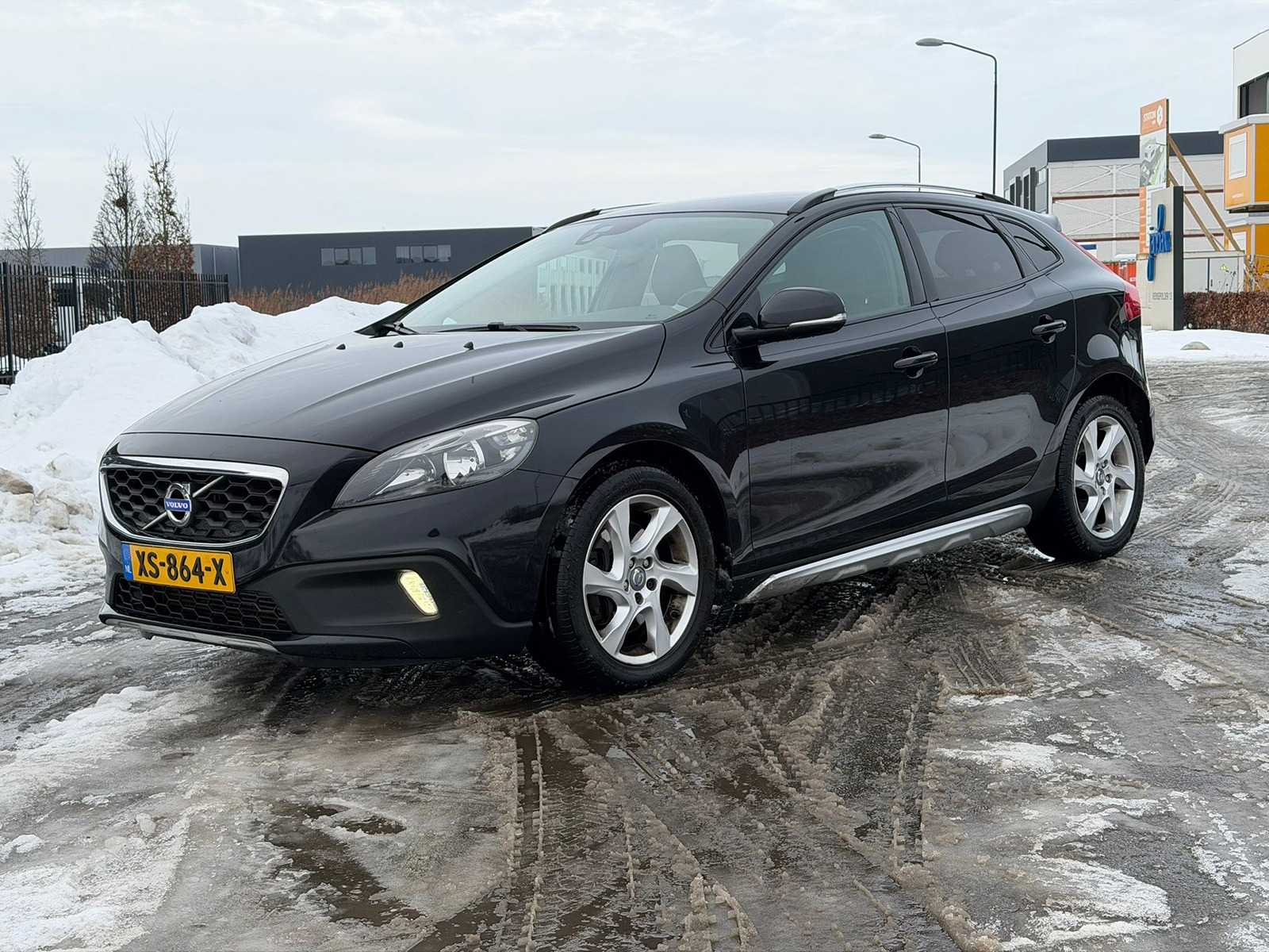 volvo – – – Car – 2013|XS-864-X|IAW