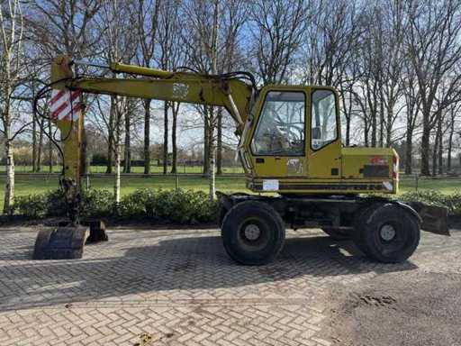 Pelle à pneus Orenstein & Koppel MHC1TY 1989