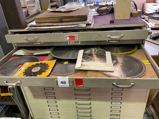 Diverse fer?straie circulare (8x)