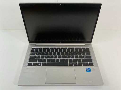 HP EliteBook 830 G8 13.3", Core(TM) i7 11ª generazione, 16 GB di RAM, 512 GB NVMe Laptop