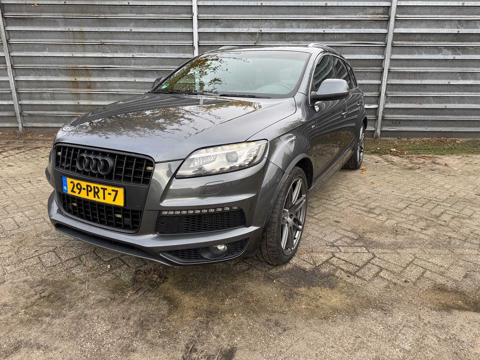 Audi Q7 3.0 TDI Quattro Clean Diesel Pro Line Plus 5+2 239hp 2010, 29-PRT-7