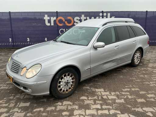 2003 - Mercedes-Benz E 220 CDI