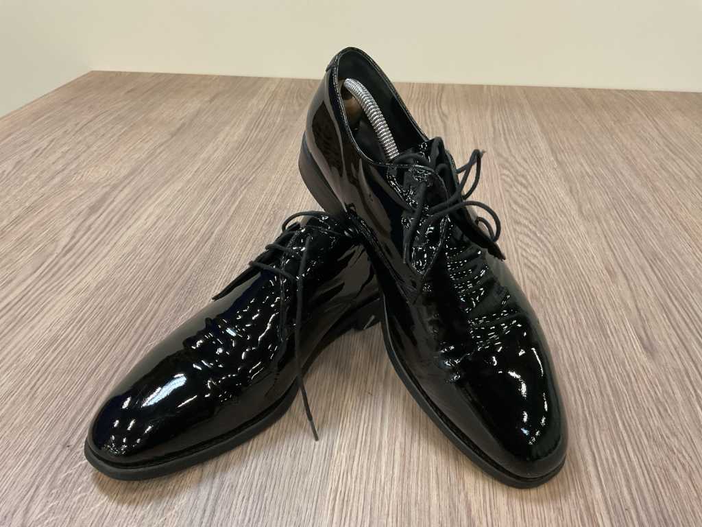 Van Bommel Para butów ze skóry lakierowanej (rozmiar 42)