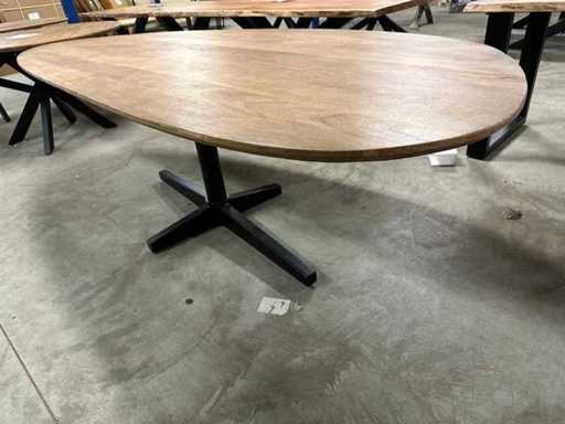 DiningTable 260X100 PATATO EDGE 3.5CM DIK BLAD VERJONGD  MET SPINPOOT