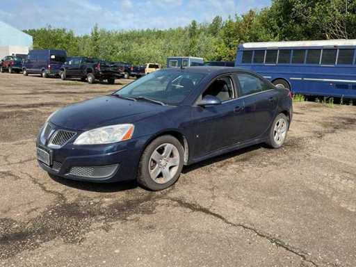Carrozza passeggeri Pontiac G6 2009