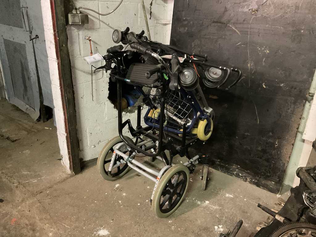Fahrgestell für Rollstühle
