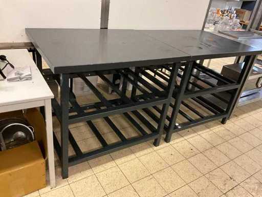 Table d’emballage métallique