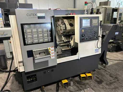 Tour CNC Hwacheon CUTEX-160B 2013